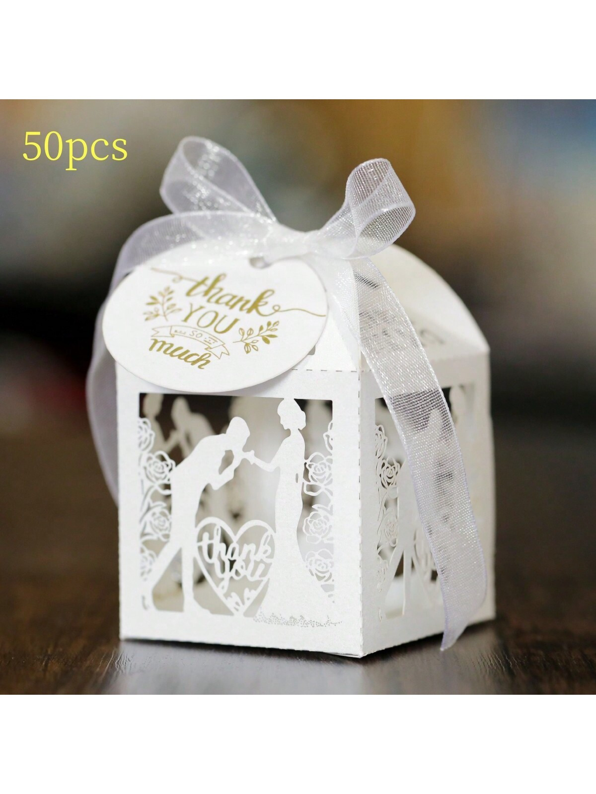 50 pièces/paquet Blanc Mariage Boîtes Avec Ruban Et Thank You Étiquettes , À Détails Ajourés romance Cœur & rose Bonbons Boîte À Cadeau Pour Anniversaire , La Saint-Valentin , Fête Décoration - 23492898