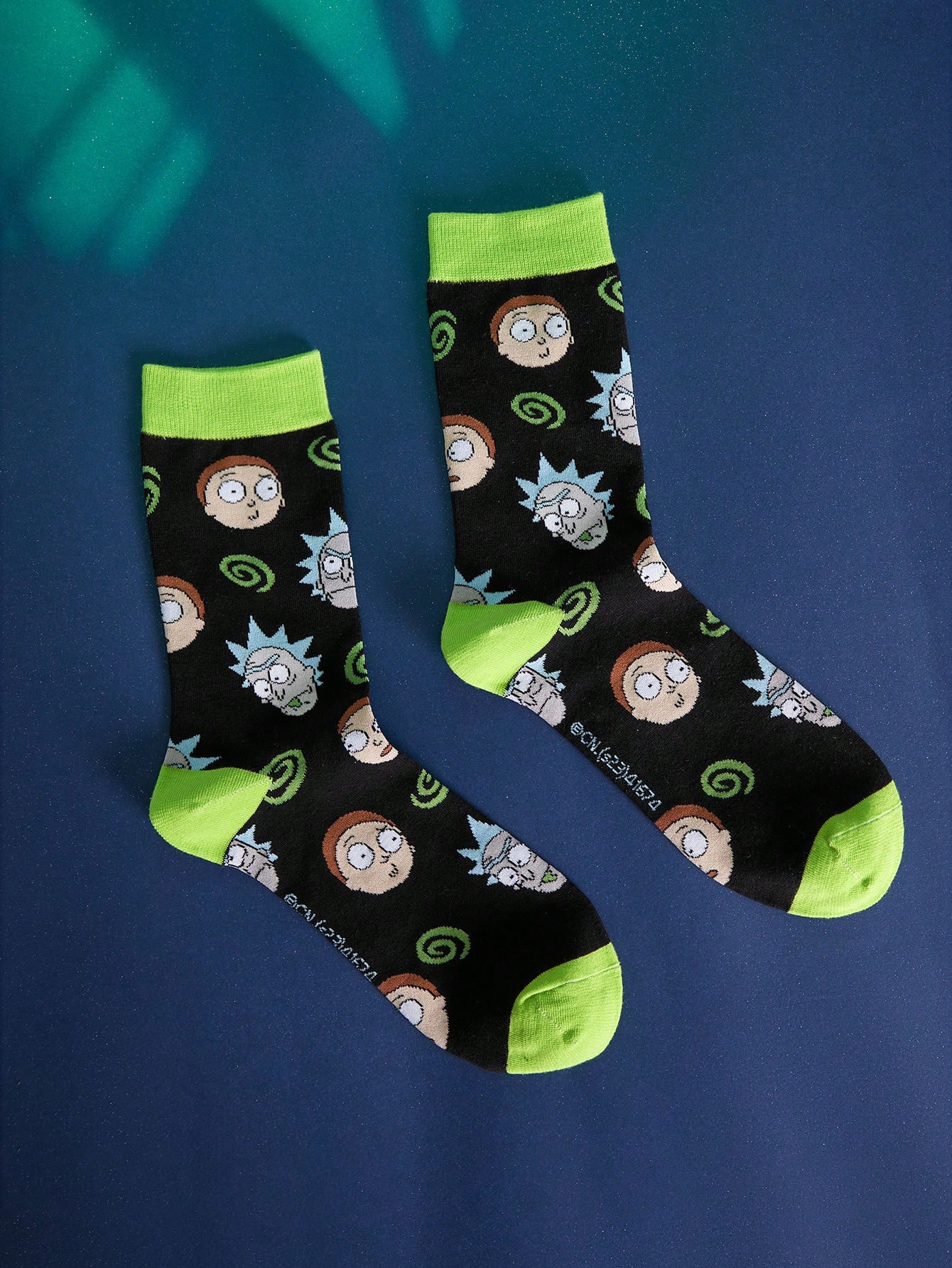 Rick and Morty X SHEIN Femme Chaussettes Figure Mode Pour Printemps - 20647695