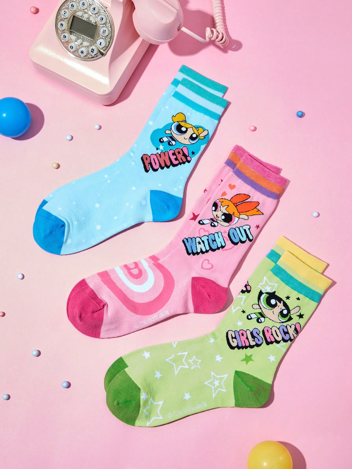 THE POWERPUFF GIRLS X SHEIN Femme 3 paires Chaussettes Figure Pour Printemps - 21622842