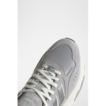 Sneakers en cuir Retropy F90 - Gris clair - 02 - 32664925