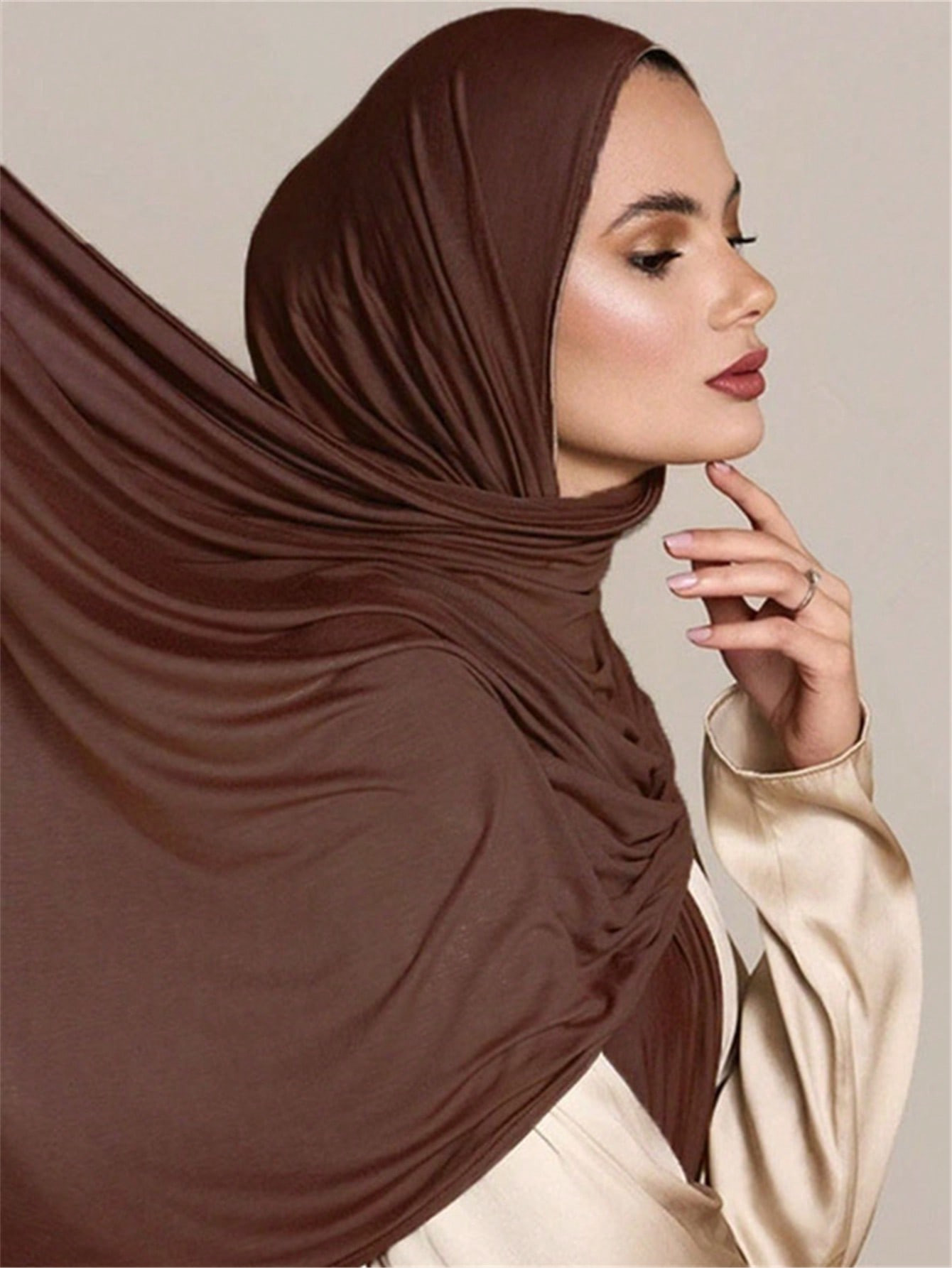 1 pièce nouvelle grande taille Écharpe pour femmes en jersey, douce, décontractée et de couleur unie en Hijab - 33952759