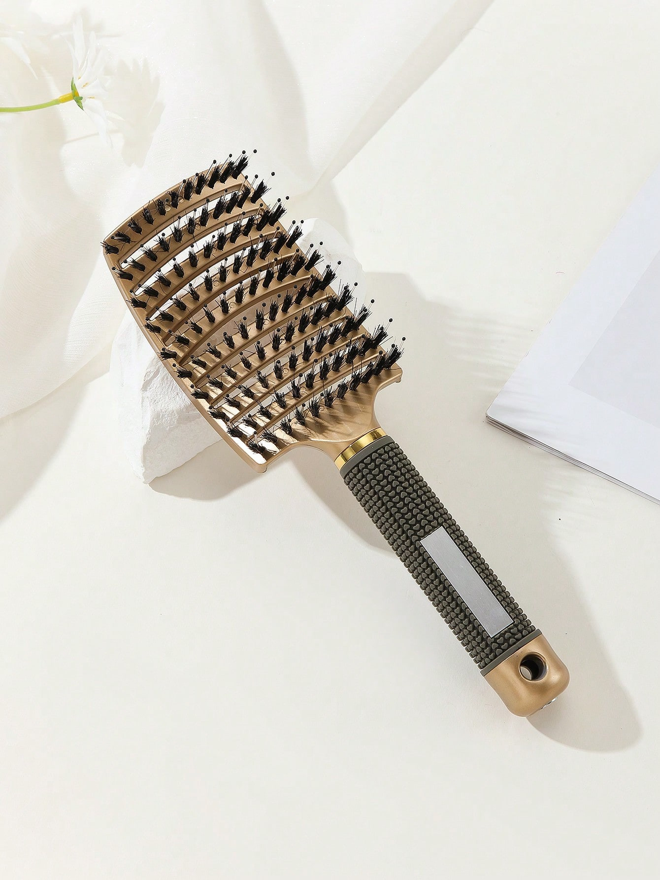 1 pièce Brosse plate aérée, brosse à cheveux simple et de haute qualité, peigne de massage du cuir chevelu, brosse à cheveux en nylon pour femmes pour eux aéré / brosse à cheveux aérée - 22229562