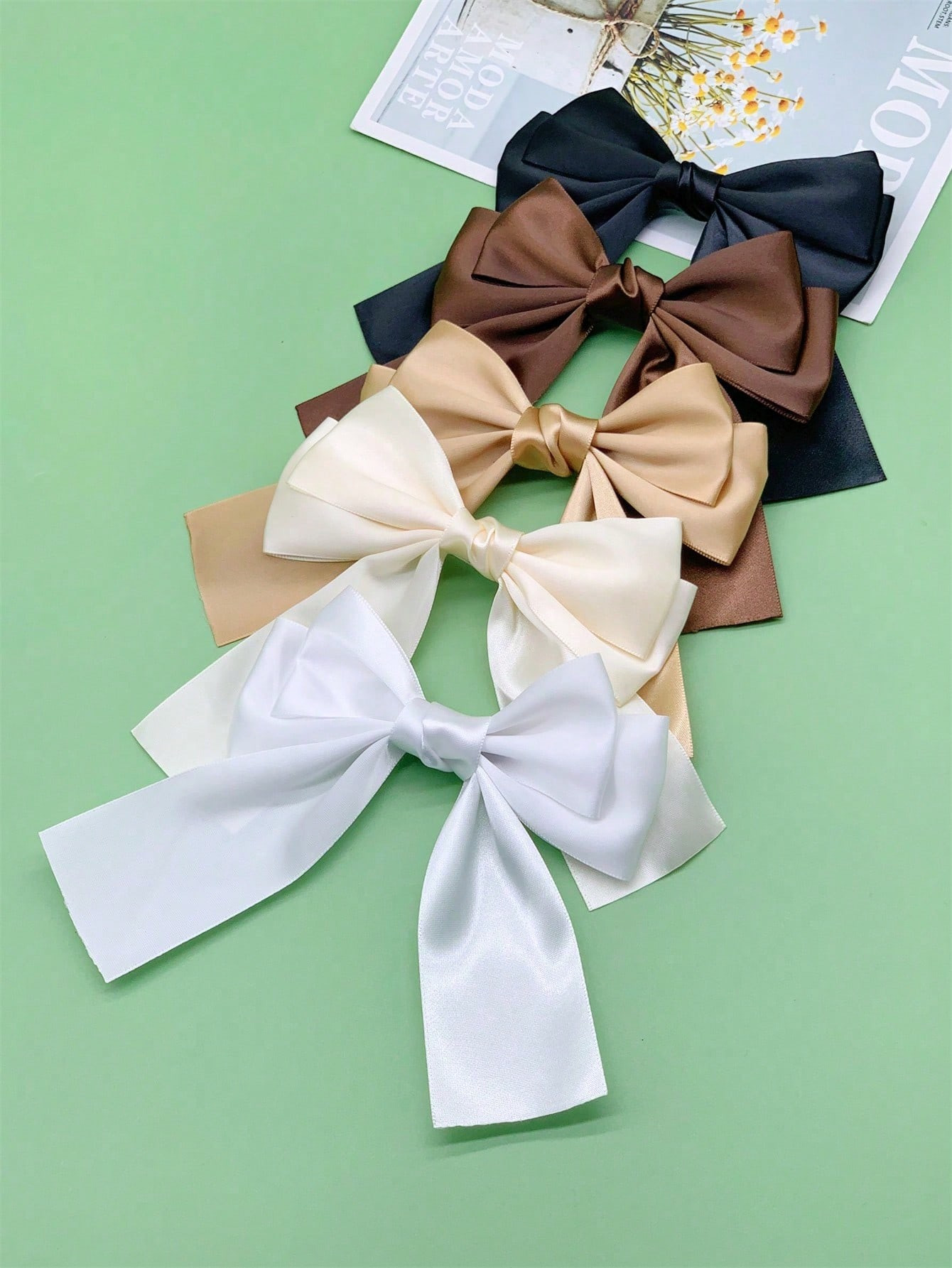 5 pièces Barrettes décoratives pour femmes avec nœud papillon, accessoires de cheveux pour dames élégantes et à la mode, convient pour le port quotidi  à sa petite amie lors de la saison de graduation. - 26474190