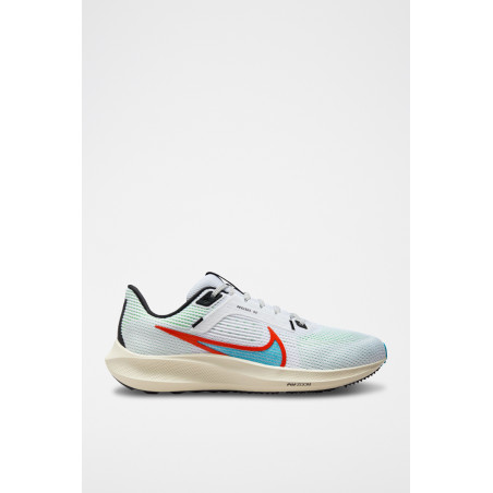 Nike Pegasus 40 SE - Blanc - 02 - 32981321